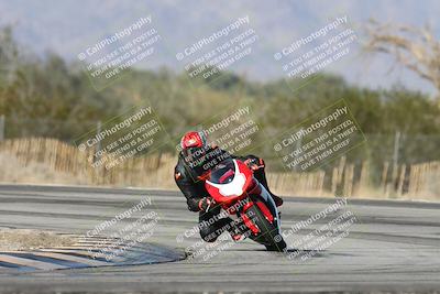 media/Dec-01-2025-Moto Forza (Mon) [[2daa91e15f]]/2-Intermediate Group/Session 3 (Turn 3)/